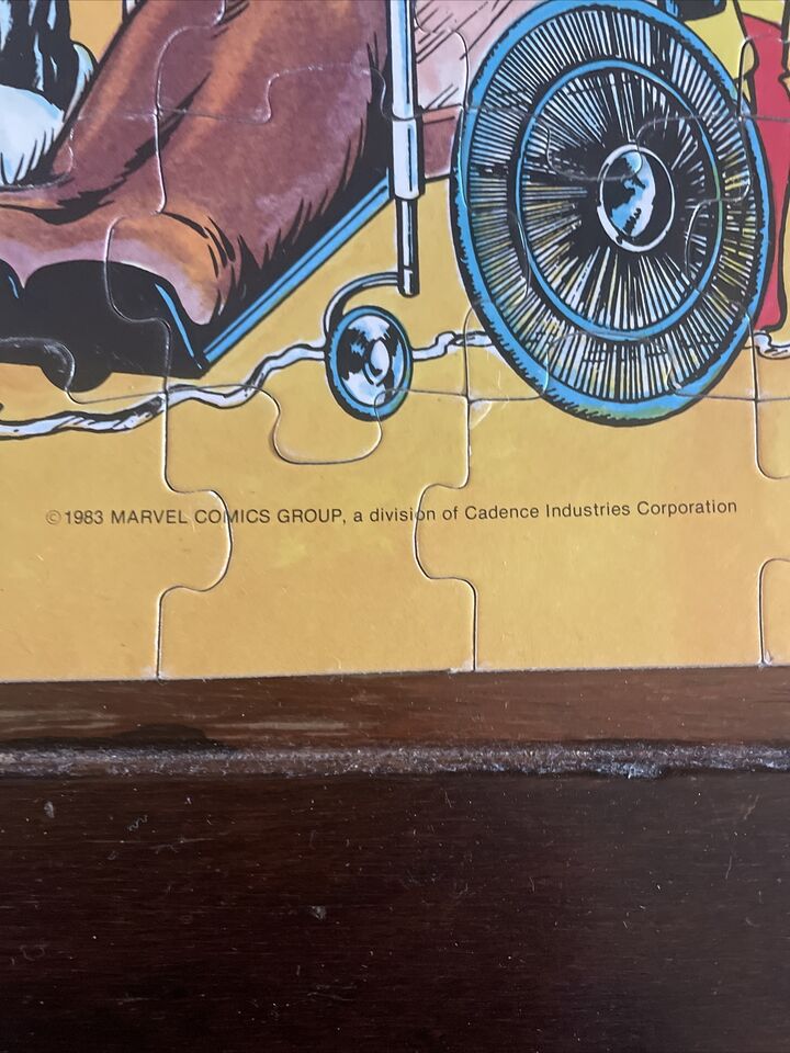 Vintage 1983 Marvel Super Heroes Fantasy Puzzle With Box - Complete