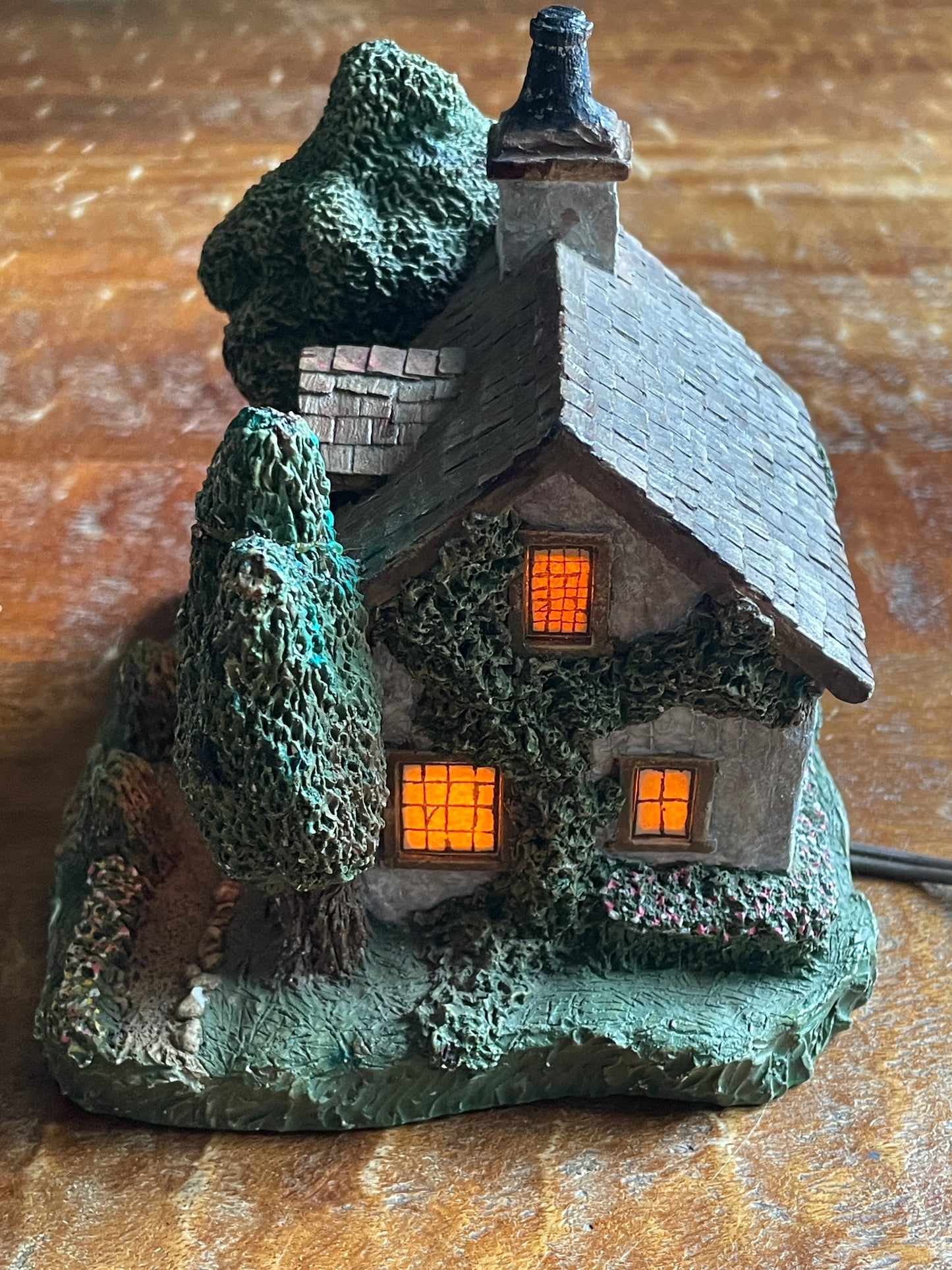"Groundkeeper's Cottage" Lighted Ceramic piece Hand Signed by John Hopkins 1985
