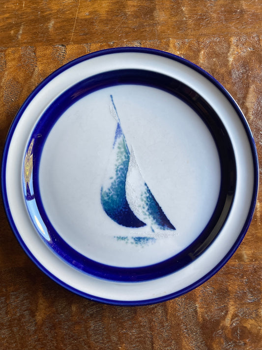 Noritake Running Free Salad Plate 8 1/4" B968 Stoneware Sailboat