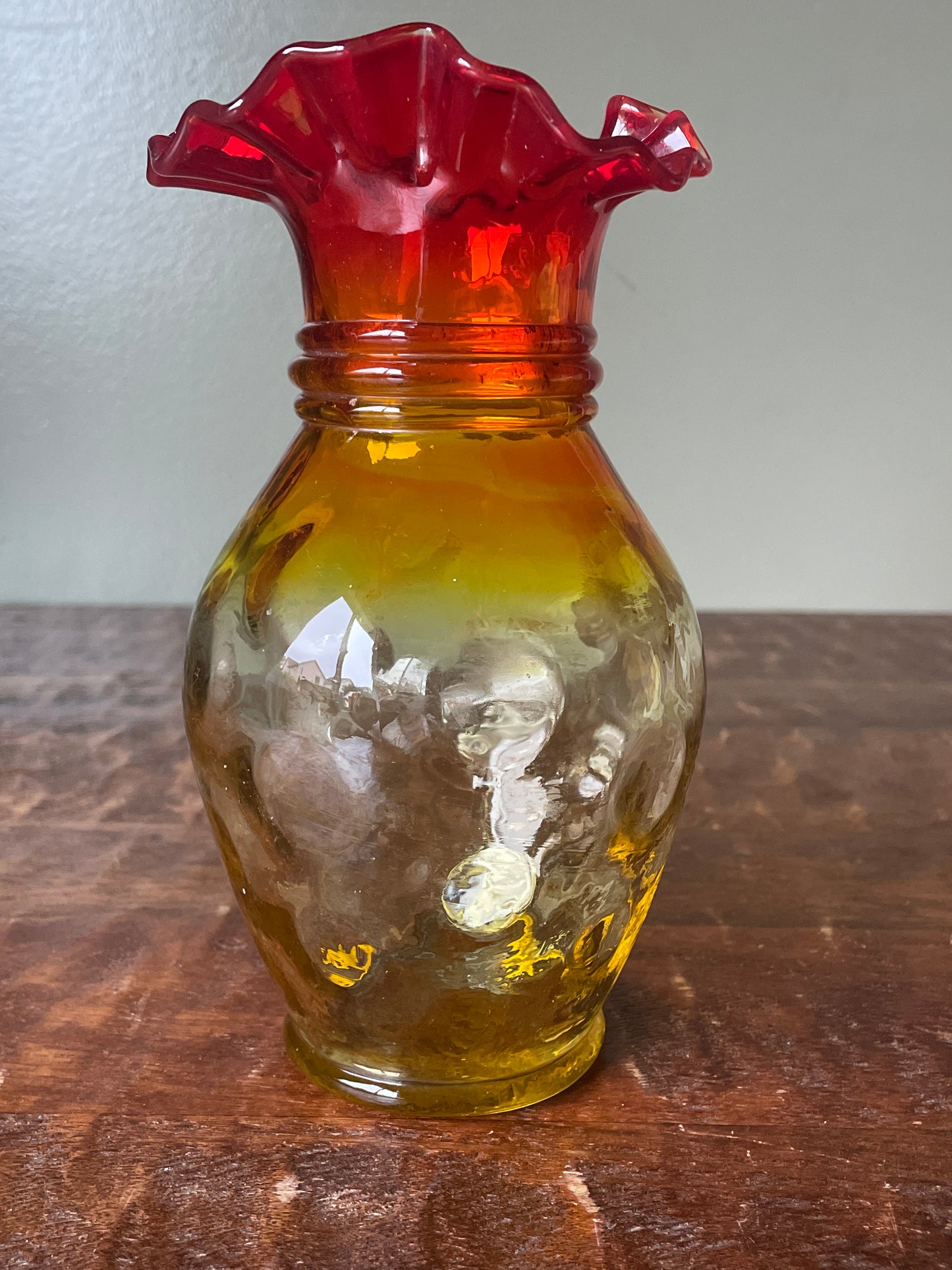 Amberina Thumb Dot Ruffle Edge Glass Vase Large