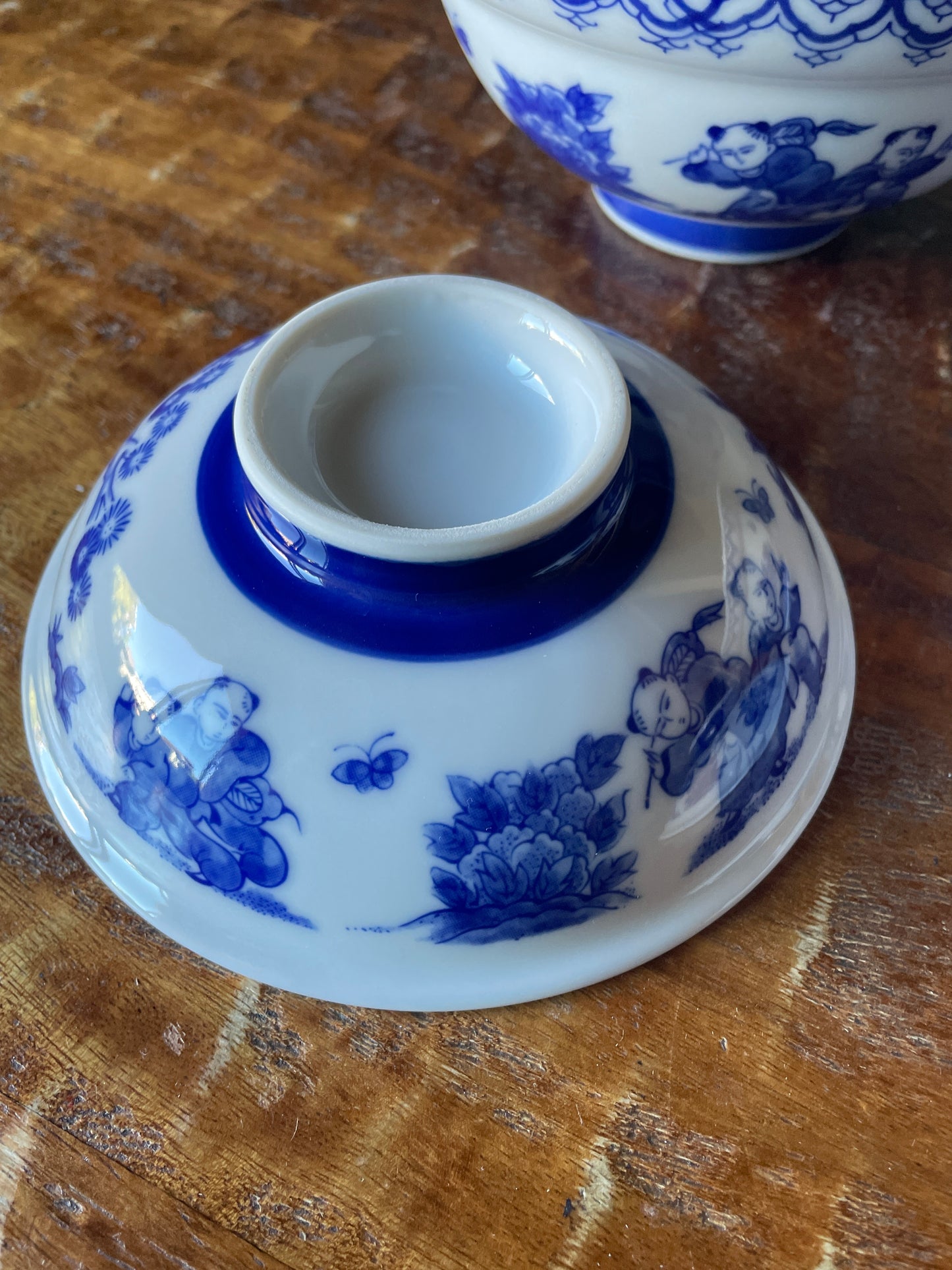 Pair of Japanese Blue & White Porcelain Karako bowls