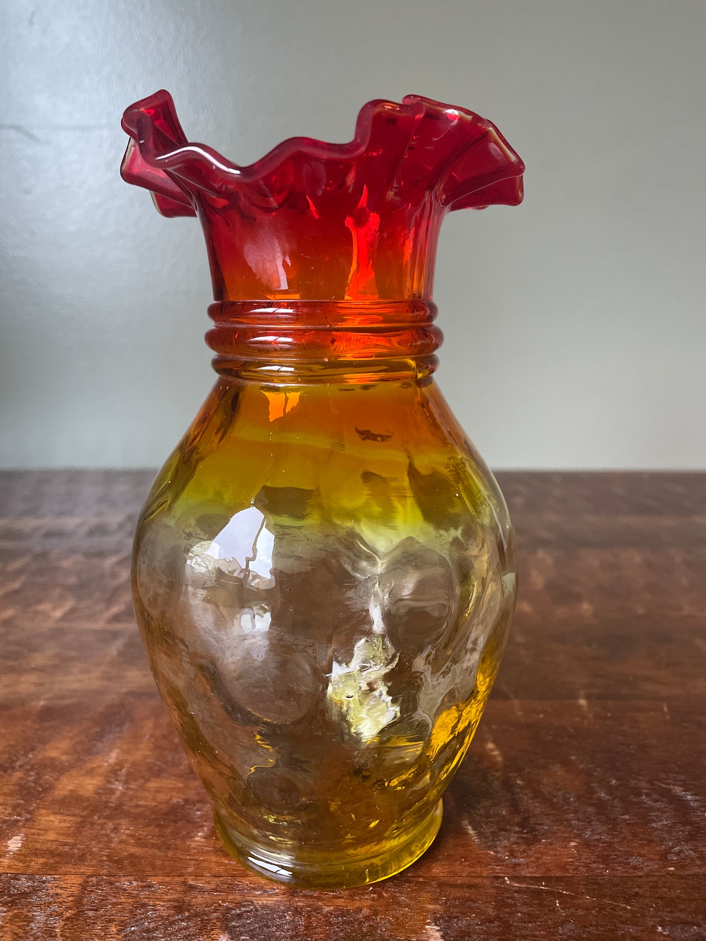 Amberina Thumb Dot Ruffle Edge Glass Vase Large