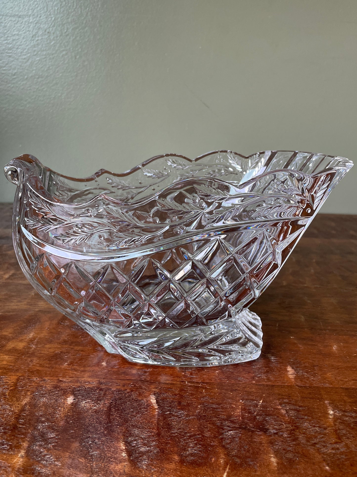Marquis by Waterford Crystal Sled Bowl Centerpiece Machine Cut