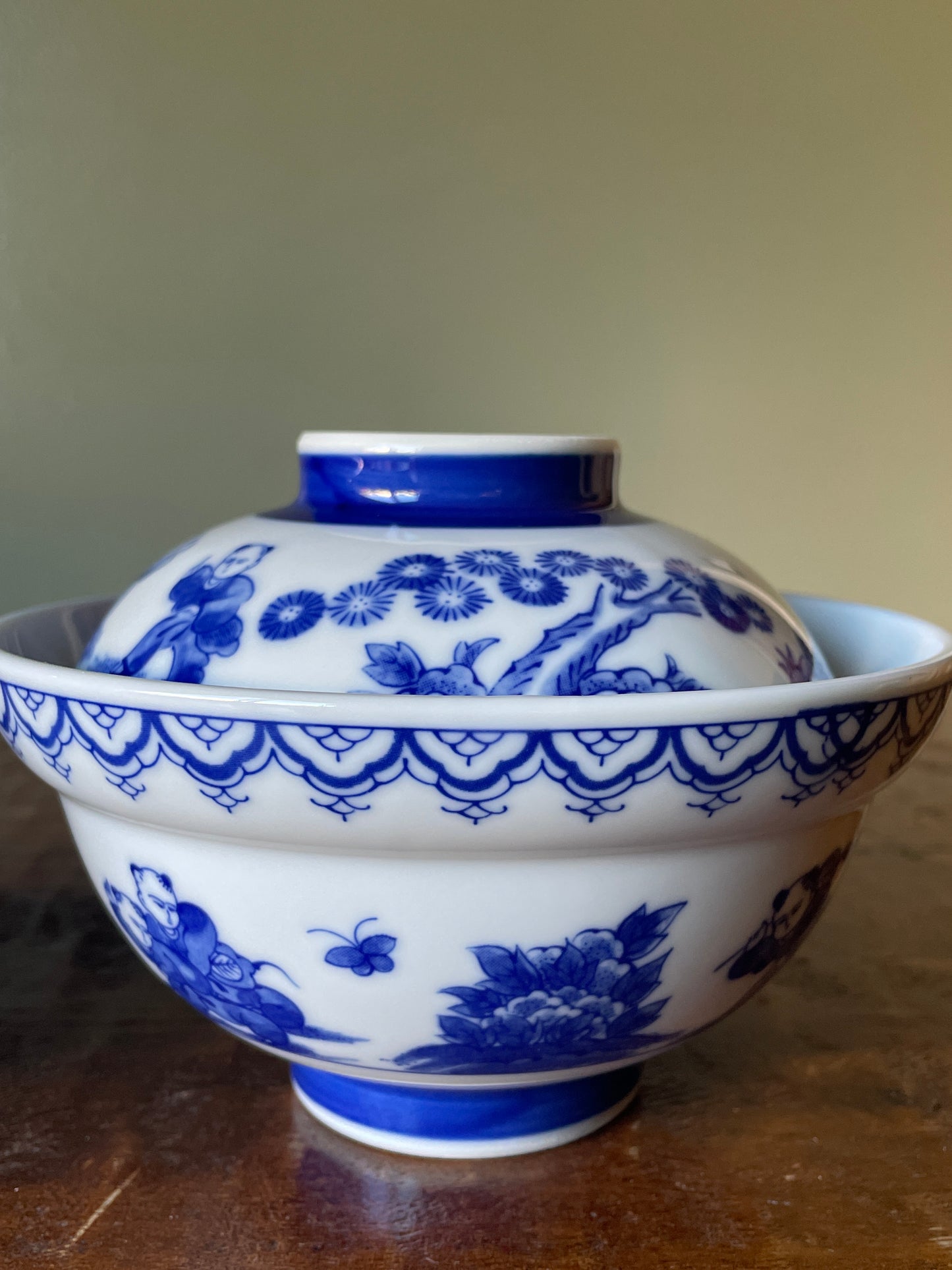 Pair of Japanese Blue & White Porcelain Karako bowls